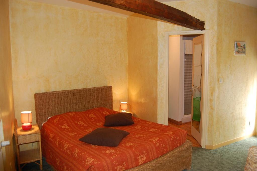 Auberge Du Bord Des Eaux - Demi-Pension Assuree Sur Reservation Saint-Amand-les-Eaux Szoba fotó