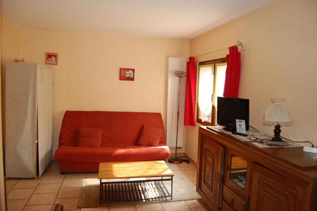 Auberge Du Bord Des Eaux - Demi-Pension Assuree Sur Reservation Saint-Amand-les-Eaux Szoba fotó